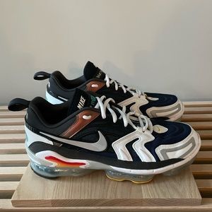 NIKE AIR VAPORMAX EVO SIZE 11 mens